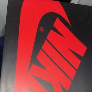 Meet your Posher, Johnny